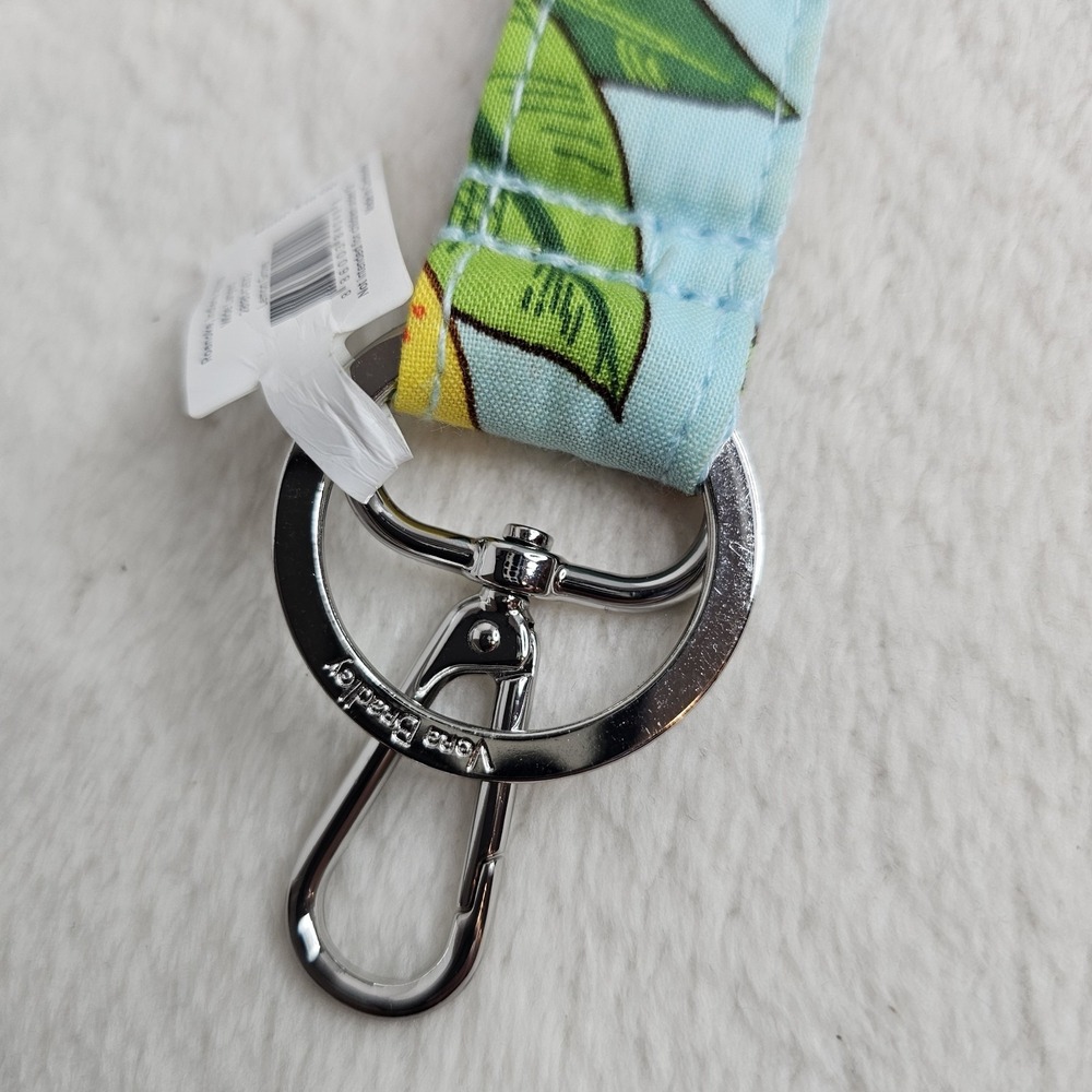 Vera Bradley Lemon Grove Wide Lanyard Floral Lemons NWT - Picture 3 of 5